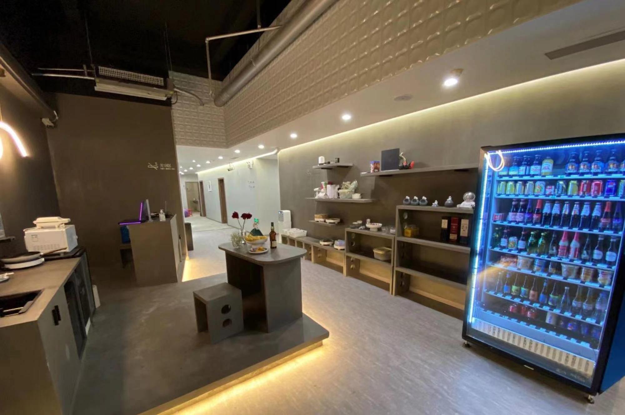 Puzzle Hotel Guangzhou Fenghuang New Village Subway Station Екстериор снимка